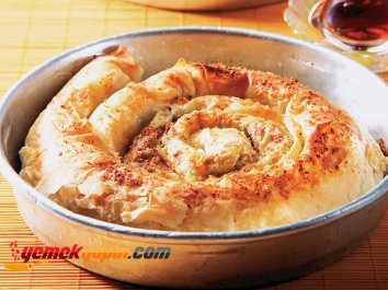 Ispanaklı ve Beyaz Peynirli Börek Tarifi, Nasıl Yapılır?