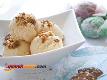 Amaretto Peach Ice Cream Tarifi, Nasıl Yapılır?