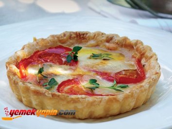 Mozzarella Peynirli ve Domatesli Tart Tarifi, Nasıl Yapılır?