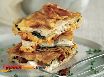 Havuçlu ve Ispanaklı Börek Tarifi, Nasıl Yapılır?