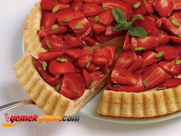 Çilekli Tart Tarifi, Nasıl Yapılır?