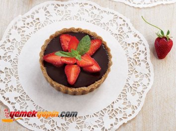 Çilekli Çikolatalı Tart Tarifi, Nasıl Yapılır?