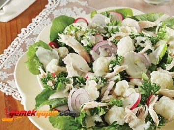 Karnabaharlı Tavuklu Salata Tarifi, Nasıl Yapılır?