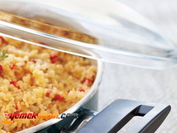 Sütlü Biberli Bulgur Pilavı Tarifi, Nasıl Yapılır?