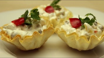 Çıtır Yufka Kasede Amerikan Salata Tarifi, Nasıl Yapılır?