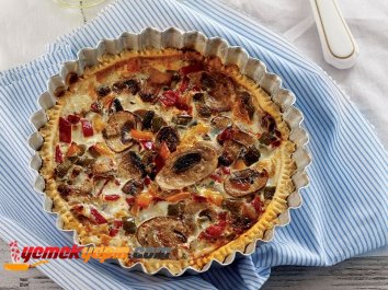 Mantarlı ve Renkli Biberli Tart Tarifi, Nasıl Yapılır?