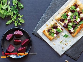 Pancarlı ve Keçi Peynirli Pizza Tarifi, Nasıl Yapılır?