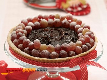 Kırmızı Üzümlü ve Çikolatalı Tart Tarifi, Nasıl Yapılır?