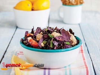 Baharatlı Labne Peynirli Salata Tarifi, Nasıl Yapılır?