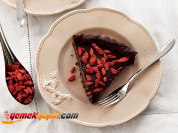 Goji Berry ve Çikolata Kremalı Tart Tarifi, Nasıl Yapılır?