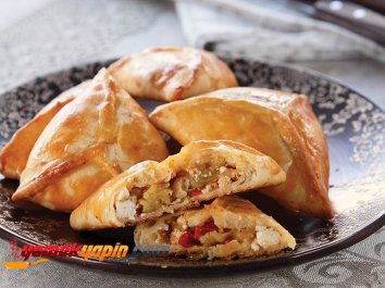 Peynirli ve Patlıcanlı Börek Tarifi, Nasıl Yapılır?