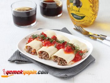 Domates Soslu Sarma Lazanya Tarifi, Nasıl Yapılır?