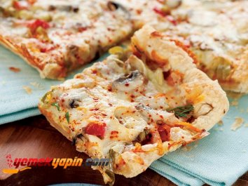 Sebzeli Kolay Pizza Tarifi, Nasıl Yapılır?