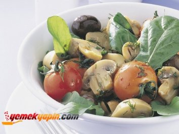 Rokalı Mantar Salatası Tarifi, Nasıl Yapılır?