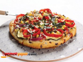 Sebzeli Pizza Tarifi, Nasıl Yapılır?