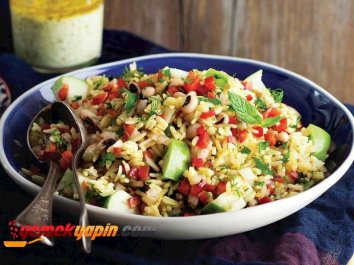 Safranlı Pirinç Salatası Tarifi, Nasıl Yapılır?