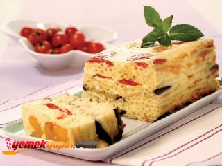 Patlıcanlı Makarna Böreği Tarifi, Nasıl Yapılır?