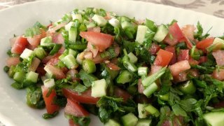 Çoban Salata Tarifi, Nasıl Yapılır?