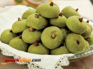 Fıstıklı Melisa Kurabiye Tarifi, Nasıl Yapılır?