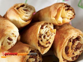 Kıymalı Kuru Börek Tarifi, Nasıl Yapılır?