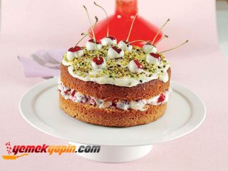 Vişneli Beyaz Çikolatalı Pasta Tarifi, Nasıl Yapılır?