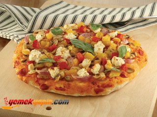 Beyaz Peynirli Pizza Tarifi, Nasıl Yapılır?