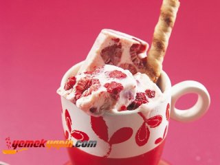 Frambuazlı Parfe Tarifi, Nasıl Yapılır?