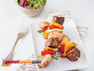 Mantarlı ve Renkli Biberli Kontrfile Şiş Tarifi, Nasıl Yapılır?