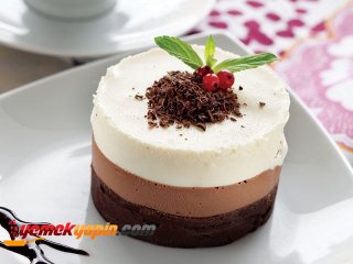 Üç Çikolatalı Kremalı Pasta Tarifi, Nasıl Yapılır?