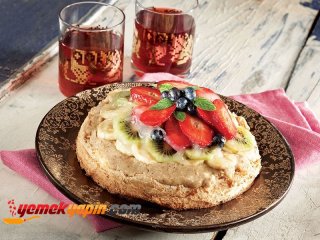 Merengli ve Fındık Ezmeli Pasta Tarifi, Nasıl Yapılır?