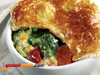 Beşamel Soslu ve Milföylü Türlü Tarifi, Nasıl Yapılır?