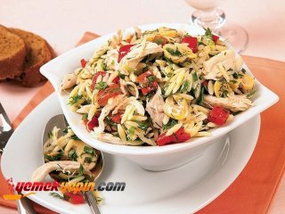 Arpa Şehriyeli Tavuk Salatası Tarifi, Nasıl Yapılır?